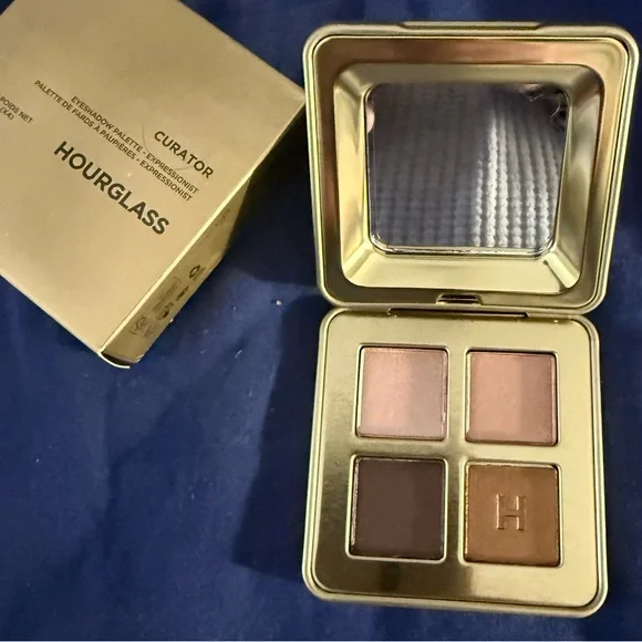 Hourglass Gold and Brown Eyeshadow Quad - Picture 2 of 4
